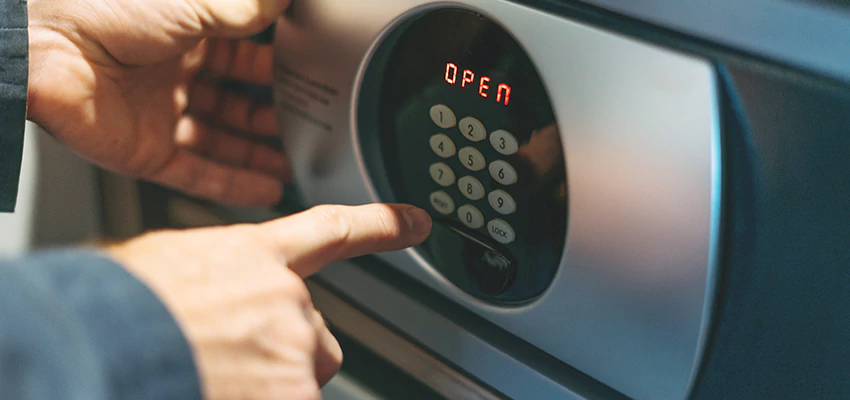Cash Safe Openers in Costa Mesa, California