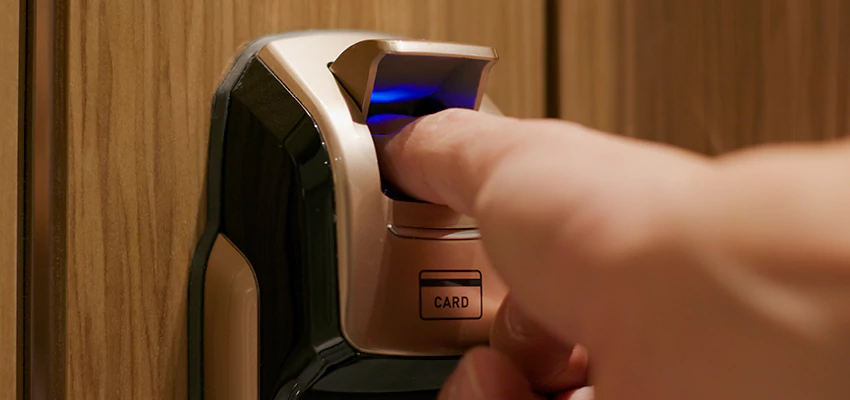 Locksmith Company For Window Lock Installation in Costa Mesa, California