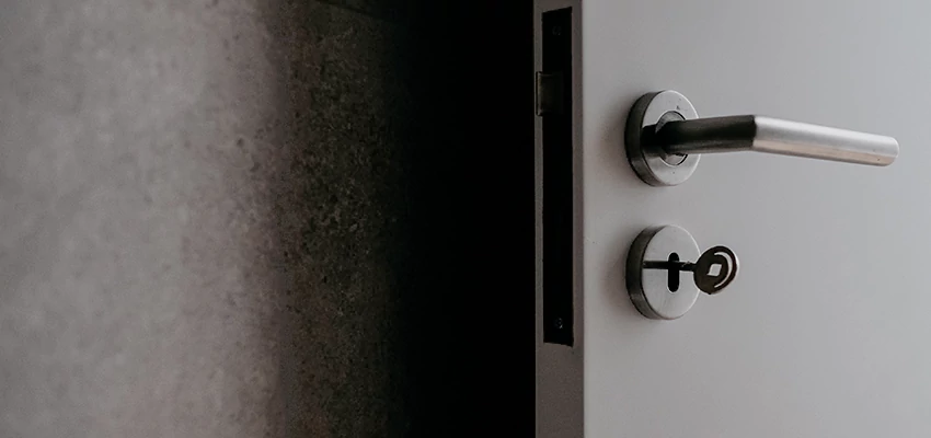 Front Door Handle Repair And Installation in Costa Mesa, CA