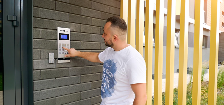 Locksmith Company For Smart Lock System Installation in Costa Mesa, California